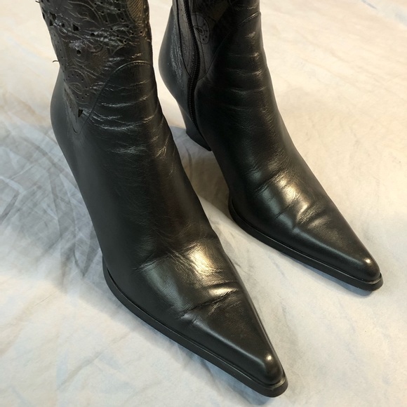 Vero Cuoio Franco Paolucci Black Italian Leather Filigree Cut Out Heeled Boots - Picture 4 of 9